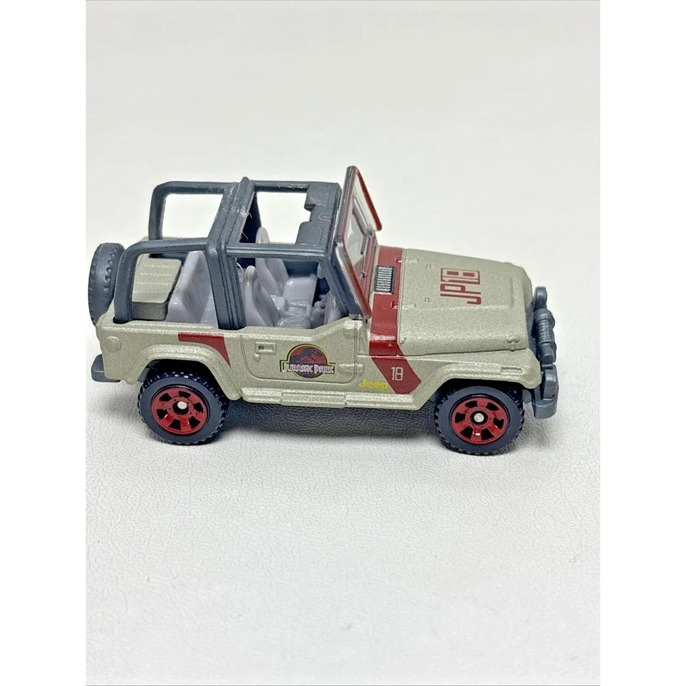 2017 Matchbox Jeep‎ Wrangler Jurassic Park Gray 1:64 Diecast Car Toy